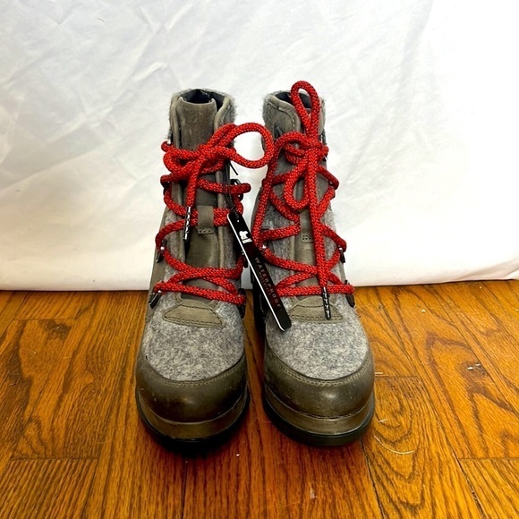 NWT Sorel Blake Lace Ankle Boots - Picture 3 of 10